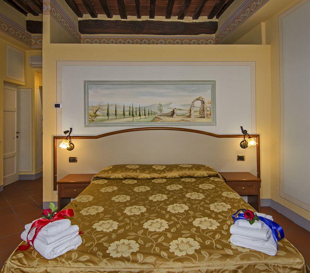Dimora Dei Guelfi Luxury Rooms 卢卡 外观 照片