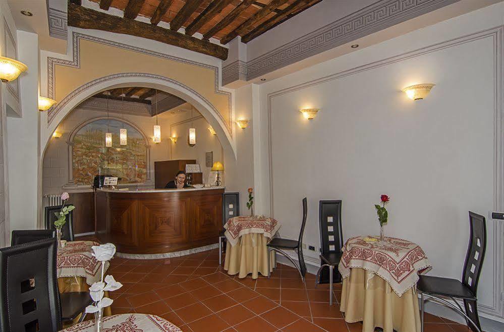 Dimora Dei Guelfi Luxury Rooms 卢卡 外观 照片