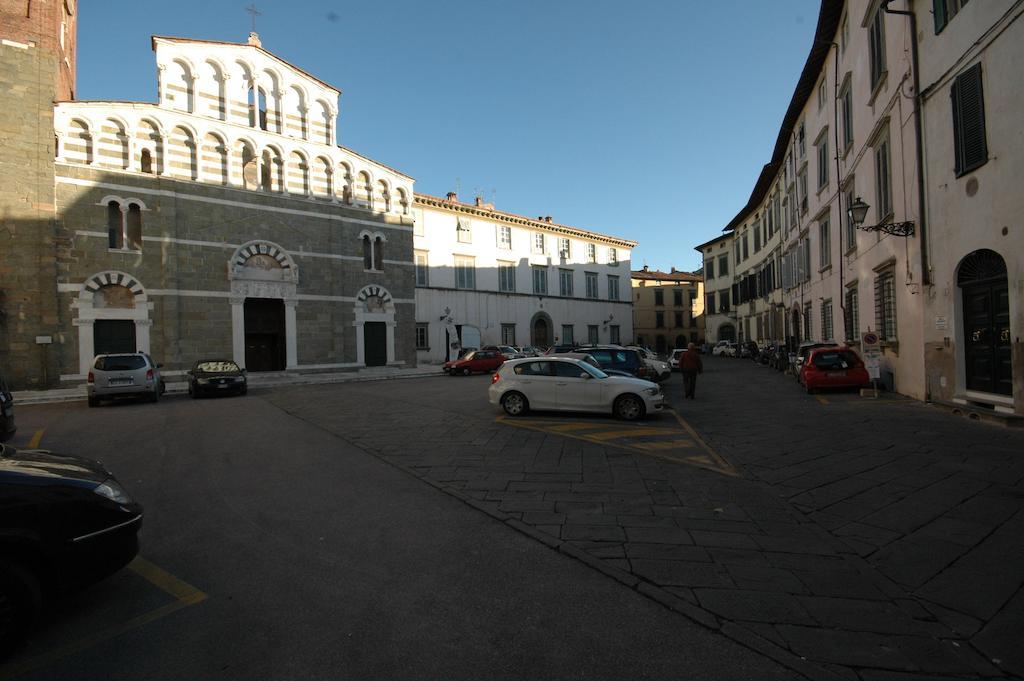 Dimora Dei Guelfi Luxury Rooms 卢卡 外观 照片